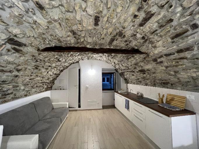 Appartamento Incantevole La Grotta アプリカーレ エクステリア 写真