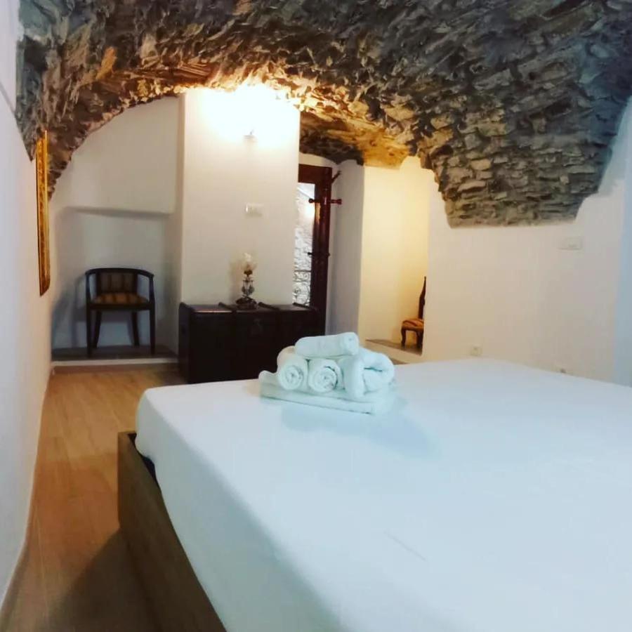 Appartamento Incantevole La Grotta アプリカーレ エクステリア 写真